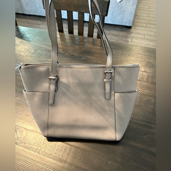 Michael Kors bag - Picture 2 of 5